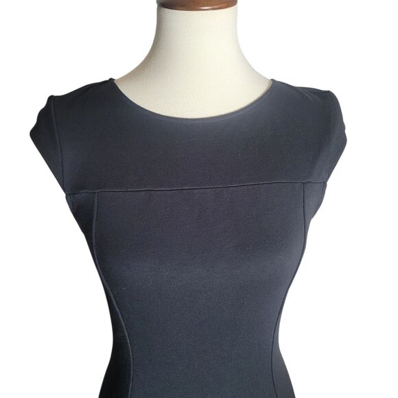 Kate Young Target Cocktail Dress Womens Size 4 Black Ponte Cap Sleeve Open Back - Picture 4 of 12